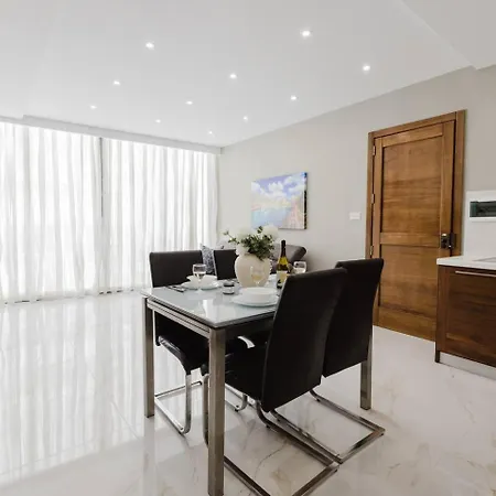 Sliema Ph 2bed Tigne Street By Homely !